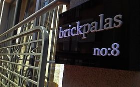 Brickpalas